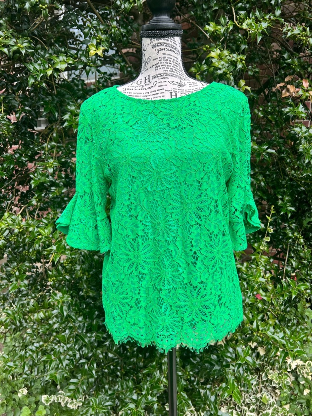 Nanette Lepore Bright Green Floral Lace Bell-Sleeve Top M